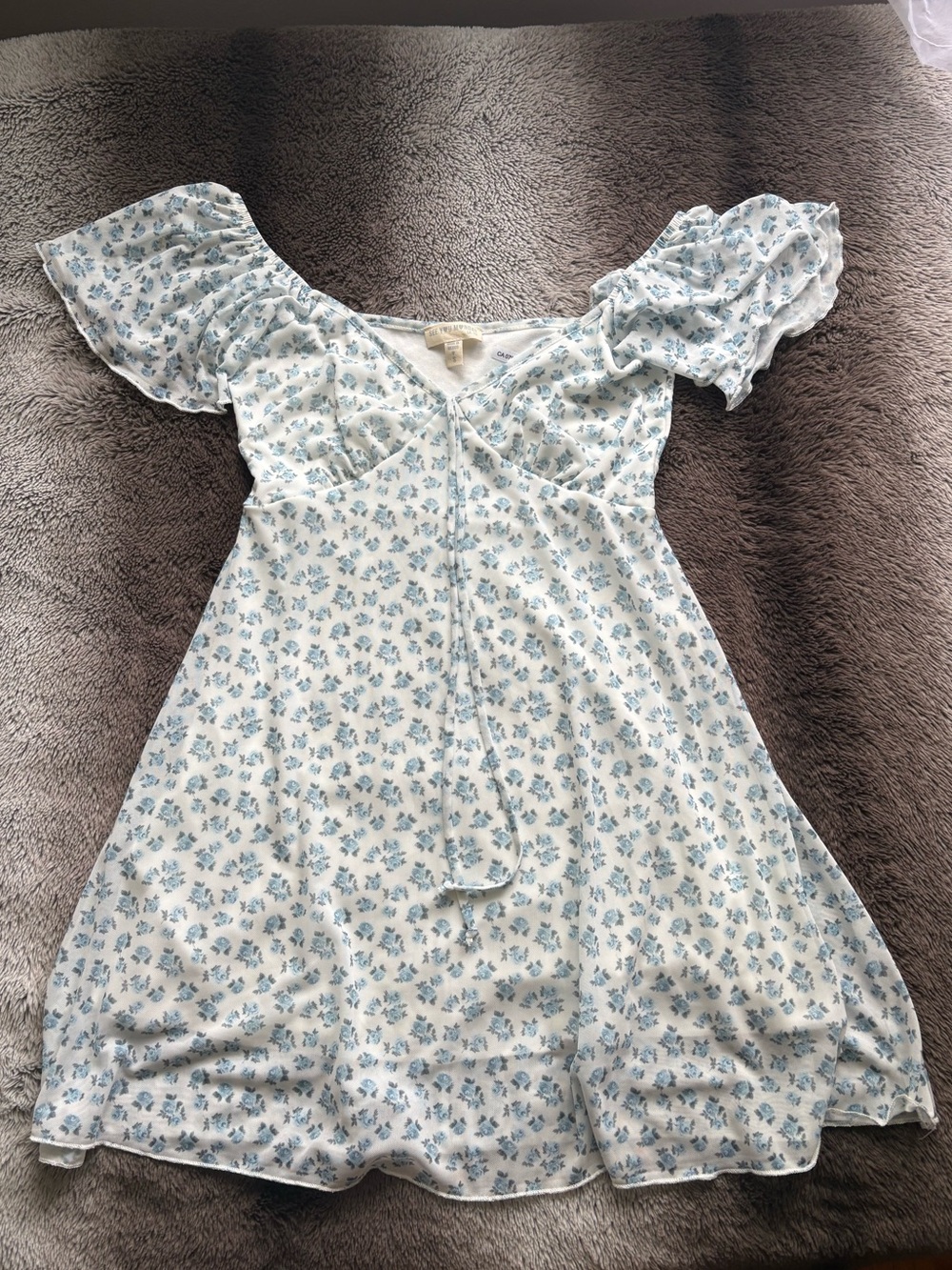 White floral summer mini dress